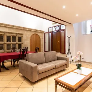 Palazzo Barone Apartament